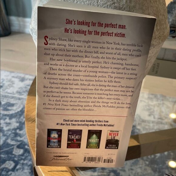 The Boyfriend by Freida McFadden Paperback - Picture 3 of 5